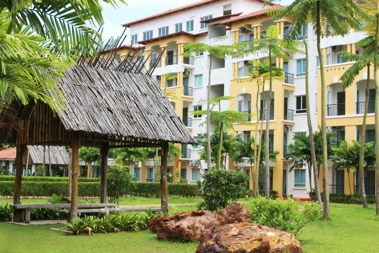 Tiara Desaru Resort Kültér fotó